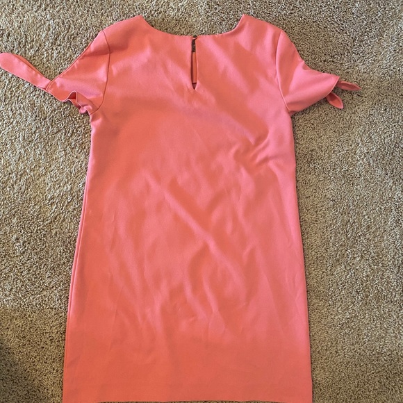 Loft Tie Sleeve Dress - Picture 2 of 4